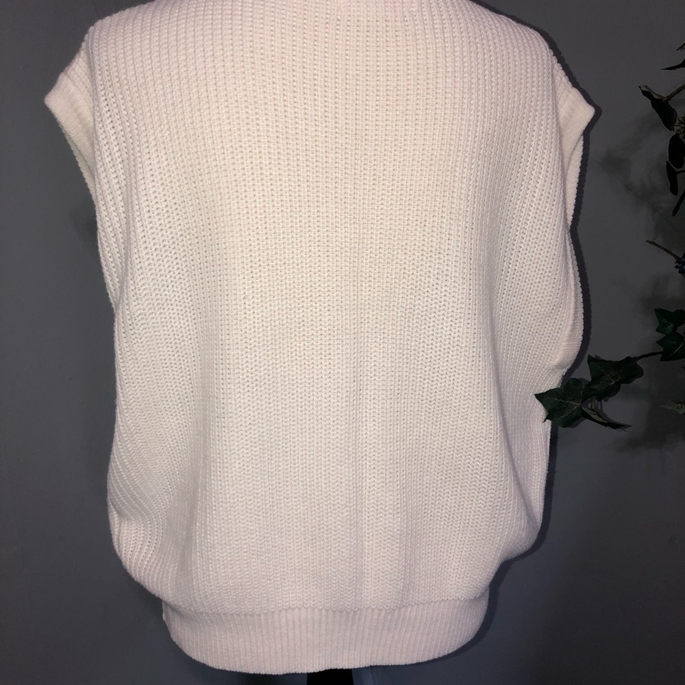 VINTAGE | RADISHES & ROSES | SLEEVELESS SWEATER - Picture 4 of 5